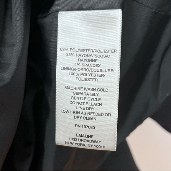 Emaline Woman Black Single Button Lapel Tapered Waist Blazer Women’s Size 18 - Picture 10 of 12